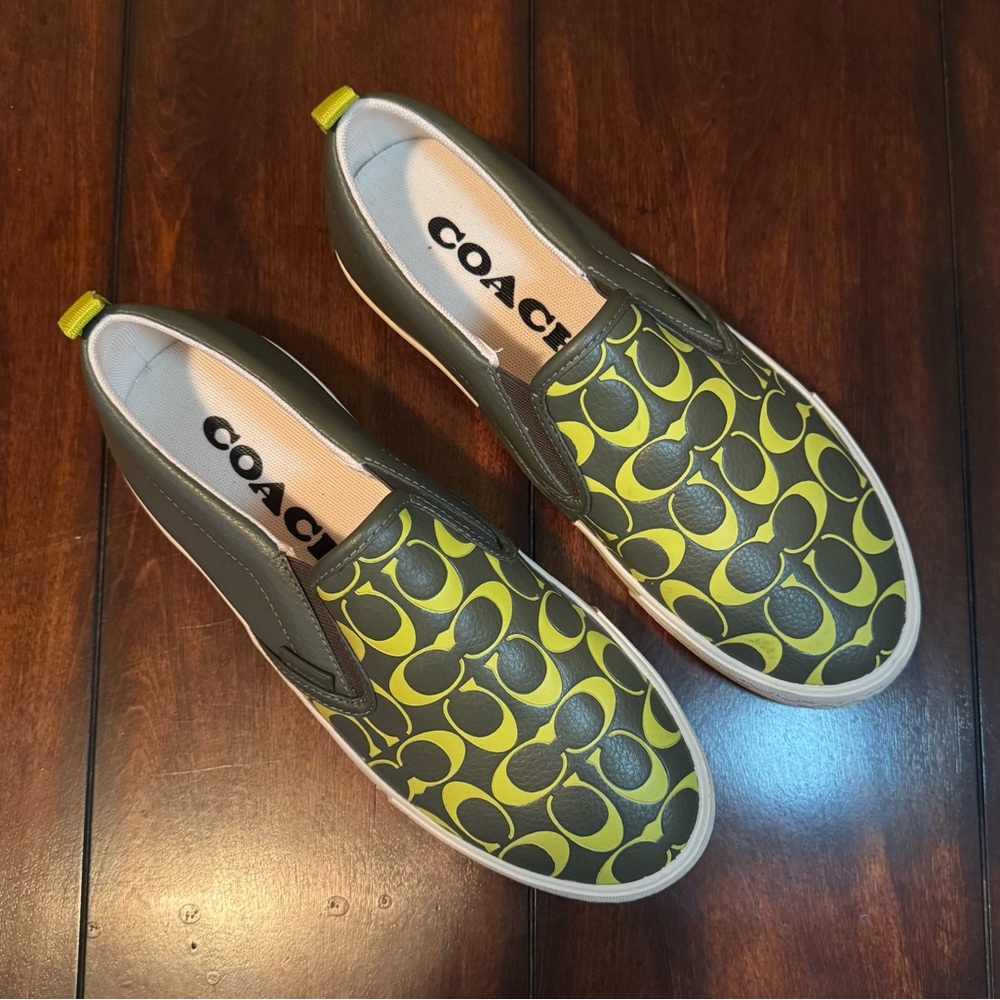 Coach Mens Slip-On Sneakers Size 9 Green Yellow Signature Print Skate Shoes NWOT